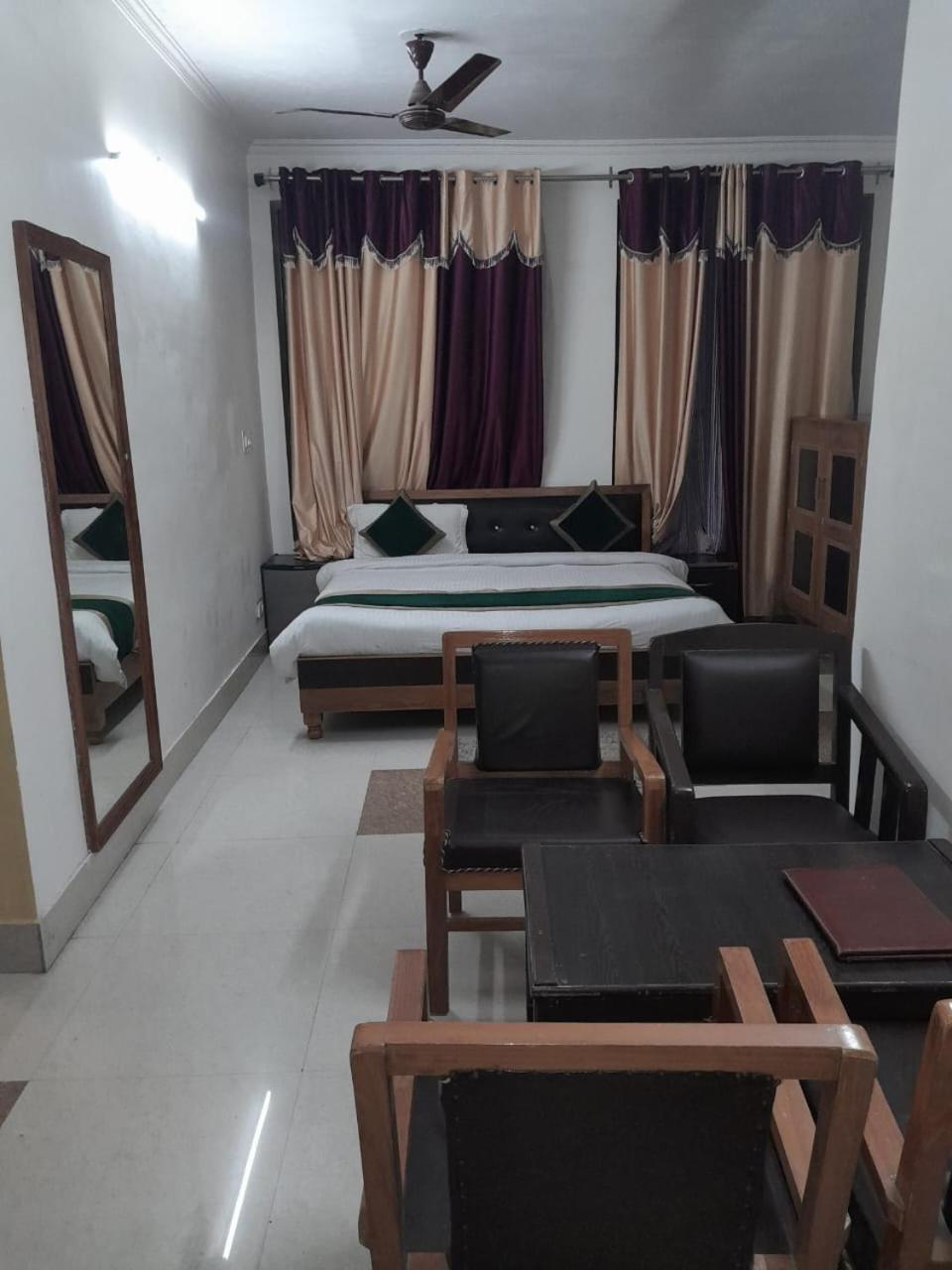 River Inn Hotels&Resorts Haridvár Kültér fotó